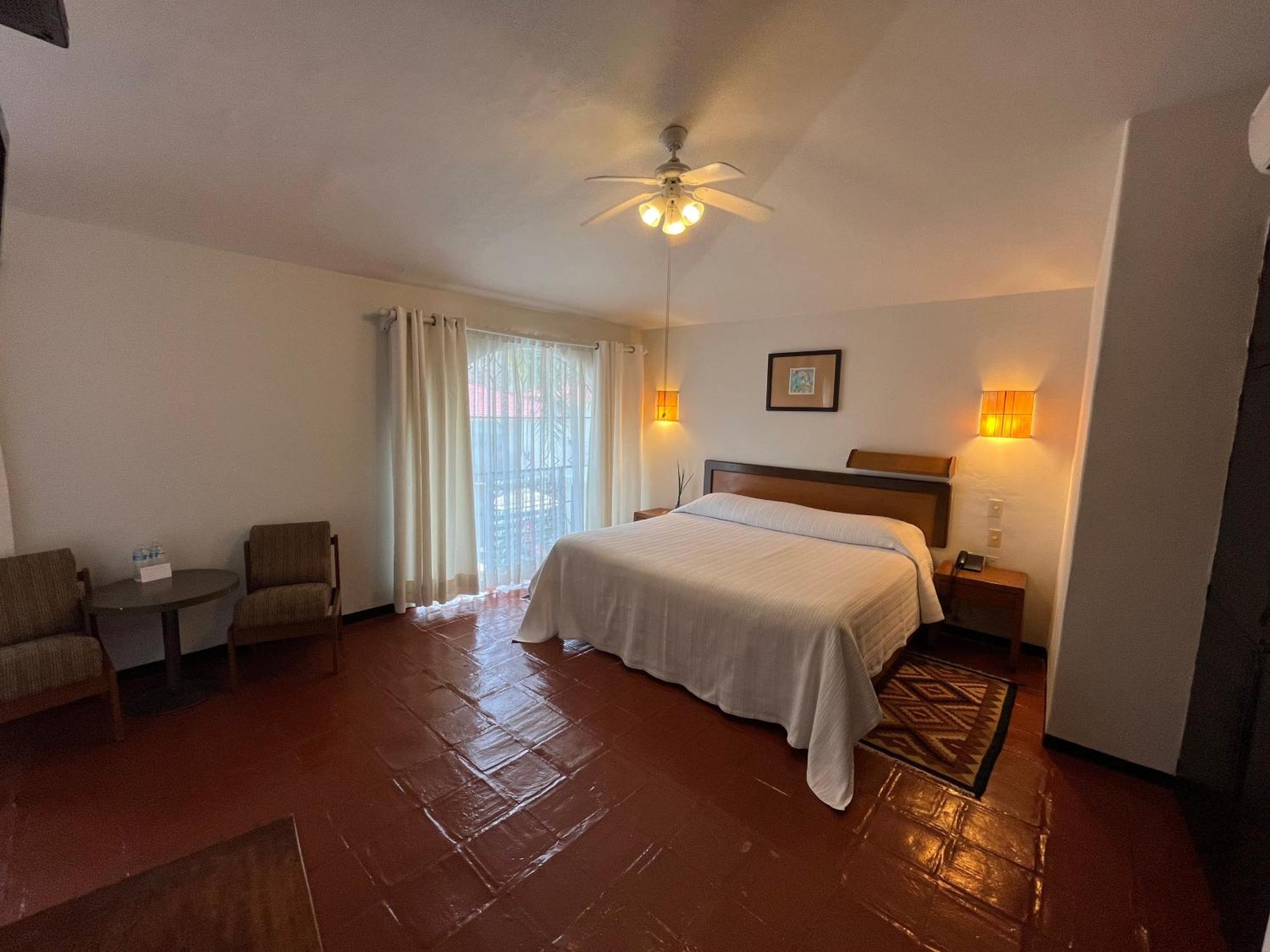 Hotel Ilebal Cuernavaca Centro - Lugar Con Encanto! Екстериор снимка